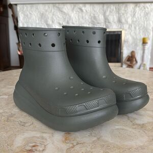 NWOT Crocs Unisex-Adult Crush Rain Boots